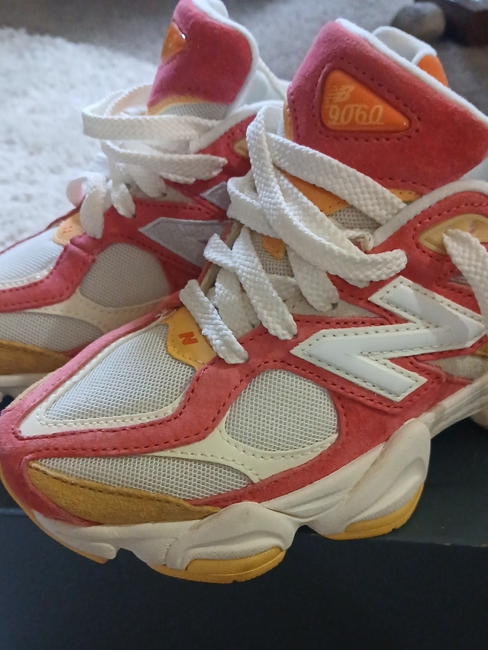NEW BALANCE 9060 - Picture 11 of 13